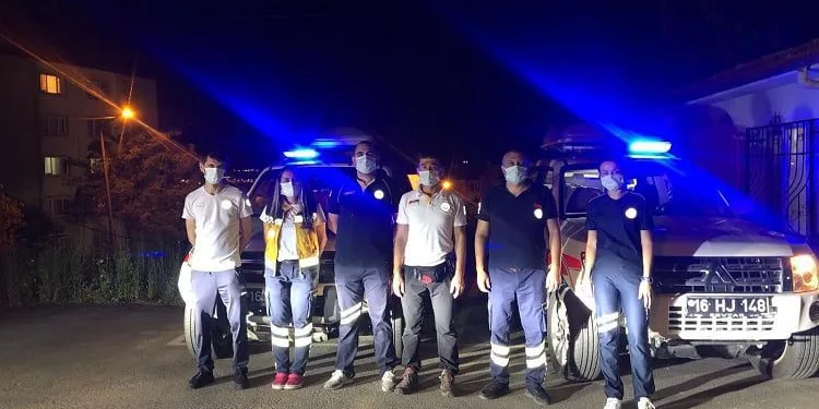 Bursa İl Sağlık Müdürlüğü’nden yangın bölgesine destek