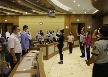 İşaret dili öğrenen güvenlikçiler sertifikalarını aldı