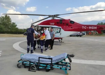 Helikopter ambulans Bursa’daki hasta için havalandı