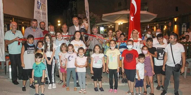 Karacabey’de Yılmaz Ovalı Parkı hizmete açıldı