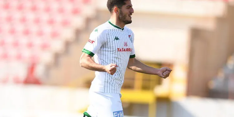 Berat Altındiş, Turgutluspor’a kiralandı