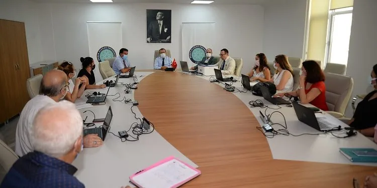 BUÜ’de öğrenciler için çağrı merkezi