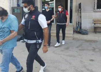 Bursa’da uyuşturucu satıcılarına baskın