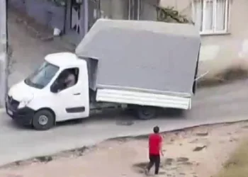 Bursa’da garip olay! Yüksekliği hesap edemeyince…