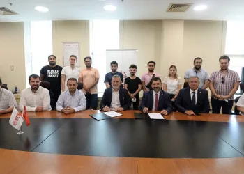 BTSO’dan TEKNOFEST’te yarışacak BTÜ’lü gençlere destek