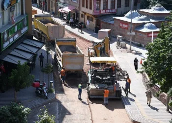 Bursa Kestel Belediyesi’nden asfalt mesaisi