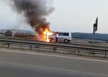 Bursa’da otobanda alevlere teslim oldu