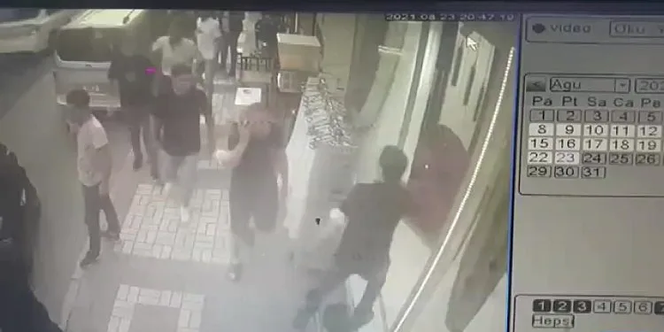 Bursa’da çay ocağına silahlı saldırı