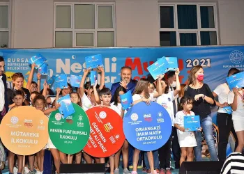 Bursa’da yüzme bilmeyen çocuk kalmadı