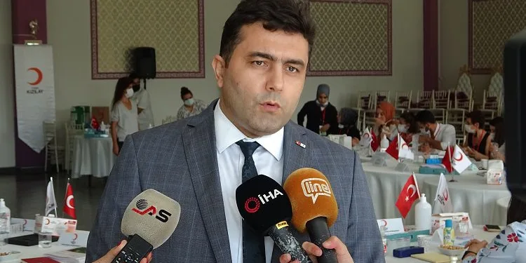 Türk Kızılay Bursa’dan iş garantili eğitime destek