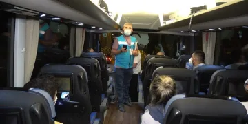 Koronavirüs otobüsü! Aynı araçta 1 virüslü 2 temaslı