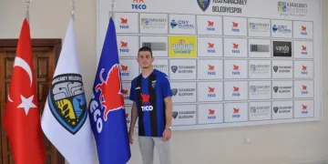 Miraçcan Yavuz Karacabey Belediyespor’da