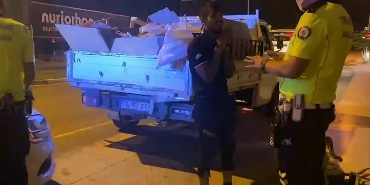 Bursa’da ehliyetsiz sürücü polise yalvardı