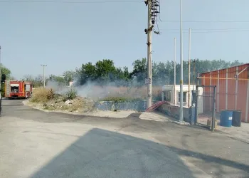 Bursa’da yangın! Fabrikaya ulaşmadan söndürüldü