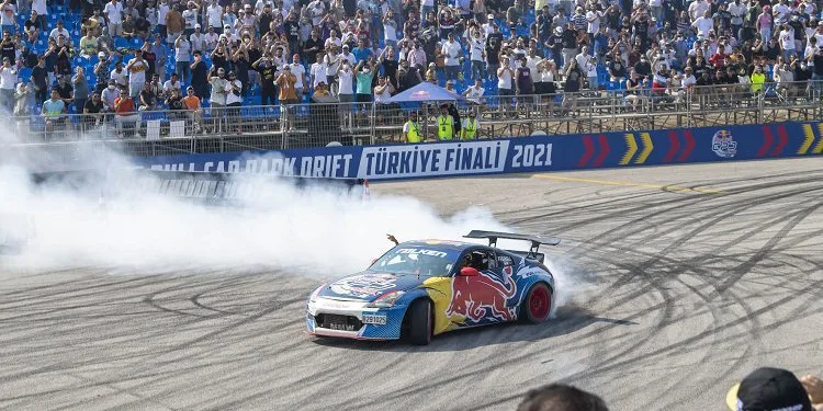 Bursa’da nefes kesen drift şov