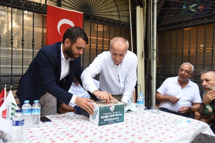 Bursa esnafı, Bursaspor'a destek için kenetlendi