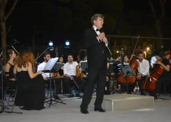 Ayvalıkta 7. Ai̇ma Müzi̇k Festi̇vali̇ Başladı