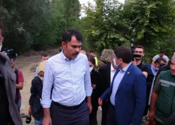 Bakan Kurum, Bartındaki̇ Sel Bölgeleri̇nde