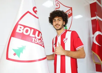 Boluspor, Genç Oyuncu Ahmet Çeli̇ki̇ Renkleri̇ne Bağladı