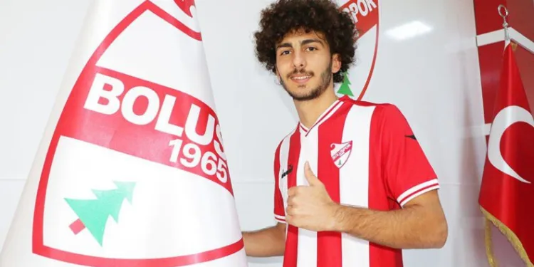 Boluspor, Genç Oyuncu Ahmet Çeli̇ki̇ Renkleri̇ne Bağladı