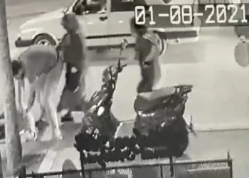 Bursa’da devrilip sürüklenen motosikletin sürücüsü ve oğlu yaralandı
