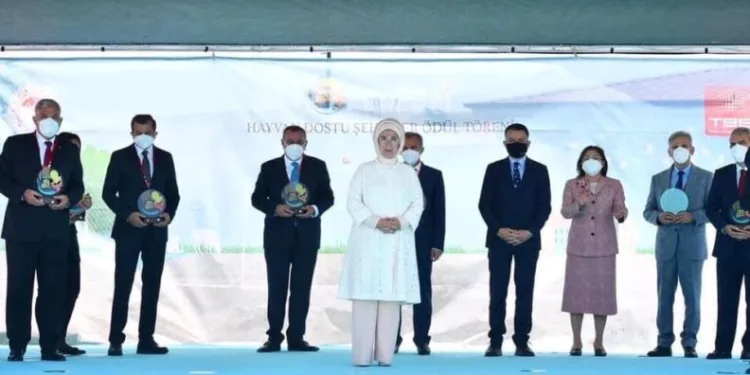 Bursa Gürsu ‘Enpati Hayvan Dostu Şehir’ oldu
