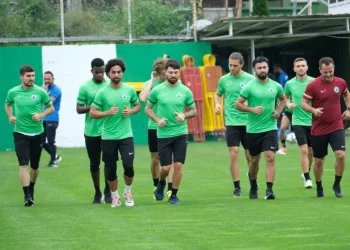 Gi̇resunsporda Eren Tozlu Ve Caner Hüseyi̇n Bağ İle Yollar Ayrıldı