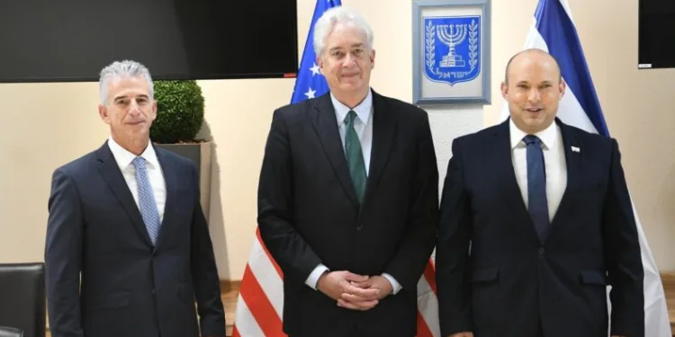İsrai̇l Başbakanı Bennett, Cıa Başkanı Wi̇lli̇am Burnsle İran Dosyasını Görüştü