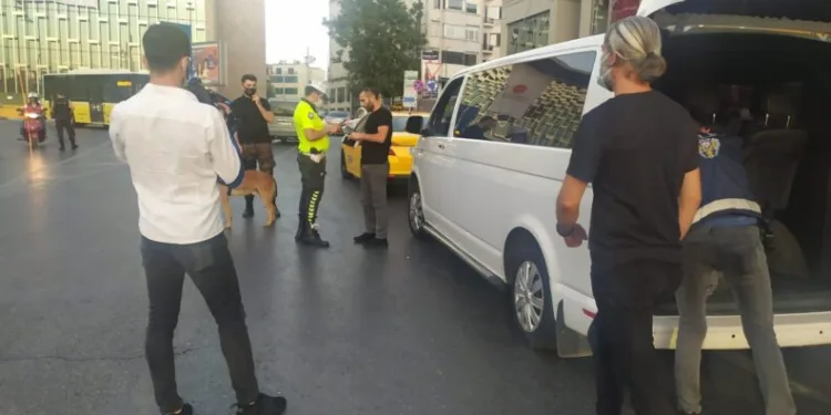 İstanbulda Heli̇kopter Destekli̇ Yedi̇tepe Huzur Uygulaması
