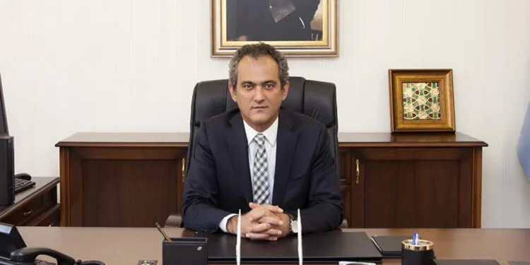 Yeni Bakan’dan yüz yüze eğitim açıklaması