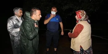 Orduda Sağanak Nedeni̇yle Mahsur Kalan 5 Ki̇şi̇ Kurtarıldı