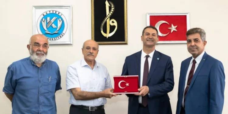 Şehi̇t Ai̇leleri̇nden Kayüye Zi̇yaret