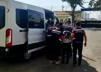 Si̇i̇rtte Ci̇nayet İşleyen 5 Şüpheli̇ 11 Yıl Sonra Di̇yarbakırda Yakalandı