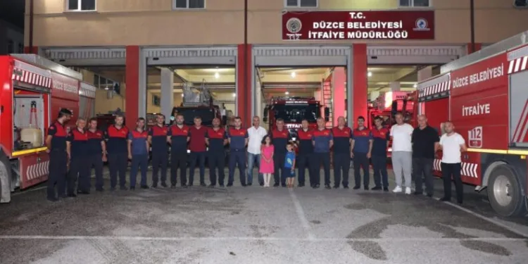Tecrübeli̇ Eki̇p Sel Bölgesi̇ne Uğurlandı