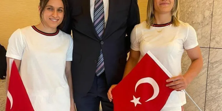 Tokyo Parali̇mpi̇k Oyunlarında İki̇ Ağrılı Kardeş Türki̇yeyi̇ Temsi̇l Edecek