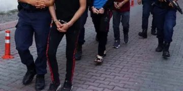Bursa’da polis zehir tacirlerine göz açtırmıyor