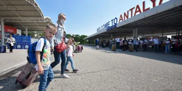 Antalya’ya ekimde 5 ülkeden turist beklentisi