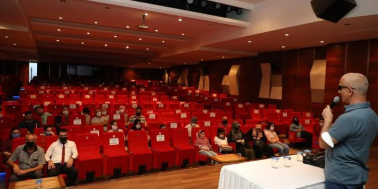 Bursa İnegöl’de görme engelli bireyler rol modelleriyle buluştu