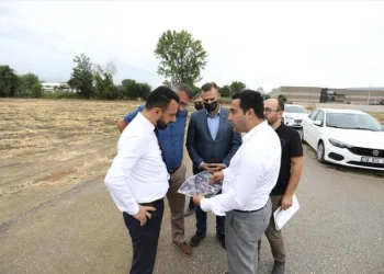 Bursa İnegöl Yeniceköy Mahallesi yeni yollarla gelişiyor