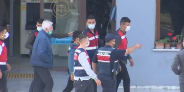 Çevik Bir Adli Tıp’ta sağlık kontrolünden geçirilirken görüntülendi