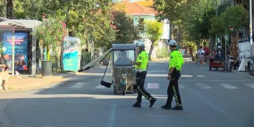 Adalar’da yasak öncesi “korsan akülü taksi” denetimi