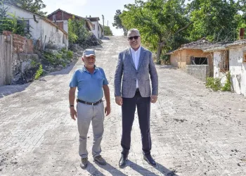 Bursa Karacabey’de kırsal mahallelere yatırımlar sürüyor