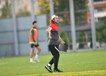 Bursaspor’dan Fatih Tekke paylaşımı