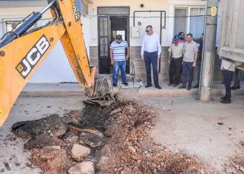 Bursa Karacabey’de alt yapı ve asfalt çalışmaları sürüyor