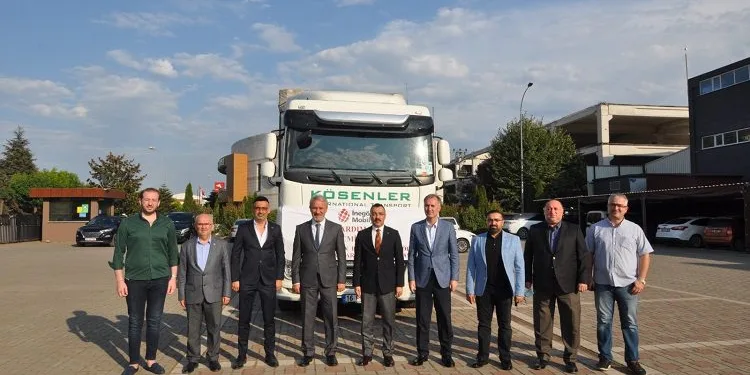 Yangın mağdurları için hazırlanan mobilyalar yola çıktı