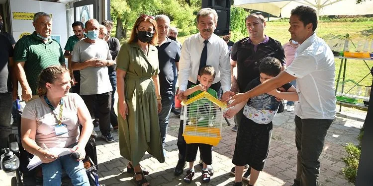 Bursa’da engeller hayvan sevgisiyle aşılıyor