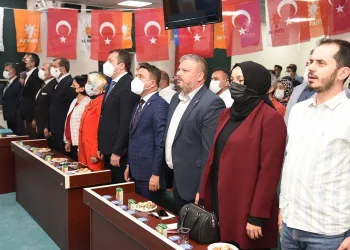 AK Parti Bursa İlçe Danışma Meclisi toplantıları başladı
