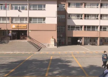 Aynı sınıfta 2 pozitif vaka