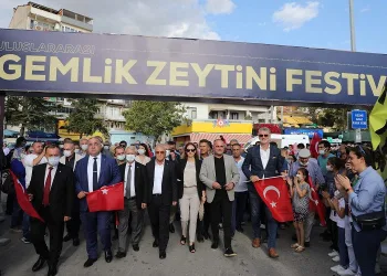 Bursa Gemlik’te Zeytin Festivali coşkusu