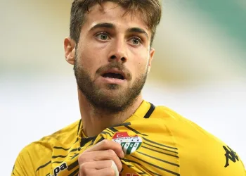 Bursaspor’dan Ataberk Dadakdeniz’e veda mesajı